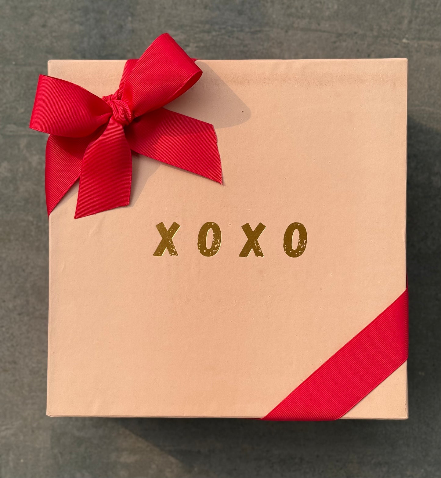 XOXO Giftbox
